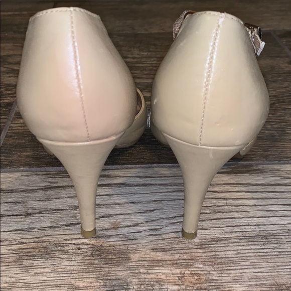Moda Tan Heels🖤 - Picture 2 of 8